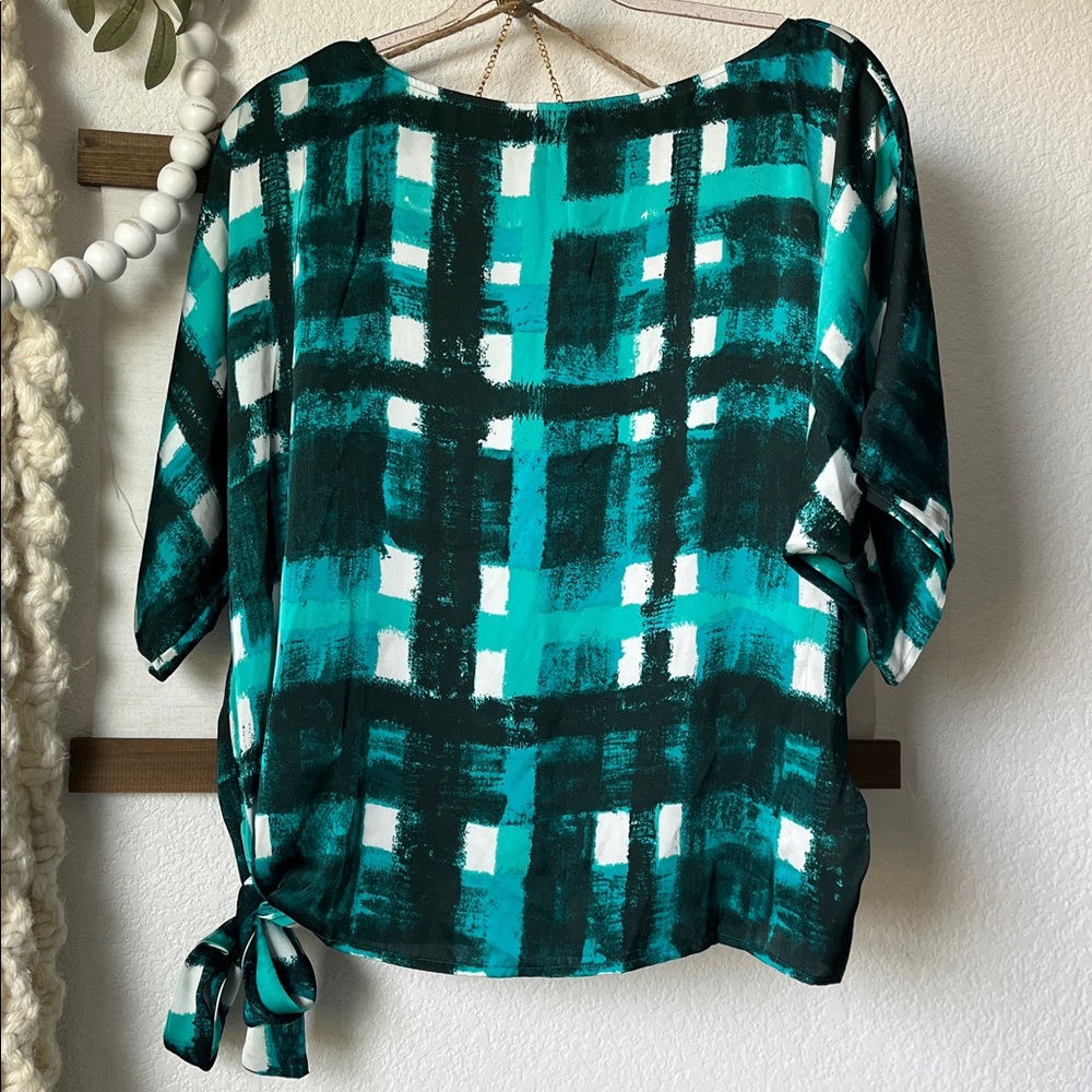 Michael Kors multicolor dolman sleeve chain print side tie career top.